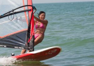 Nadia Comaneci 1 Amara Wichithong